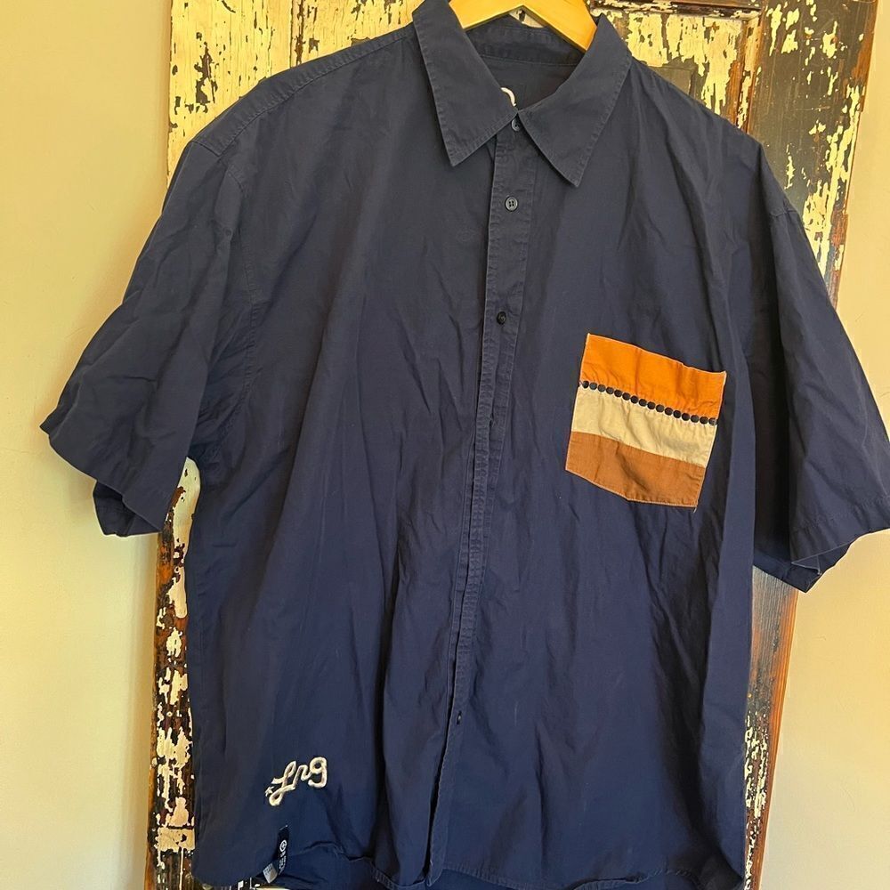 Men’s Lifted Research Group LRG embroidered button down pocket shirt. Size 3X